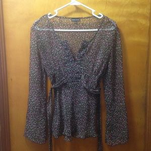[WET SEAL] - Medium- Flower Print Blouse w/ Tie